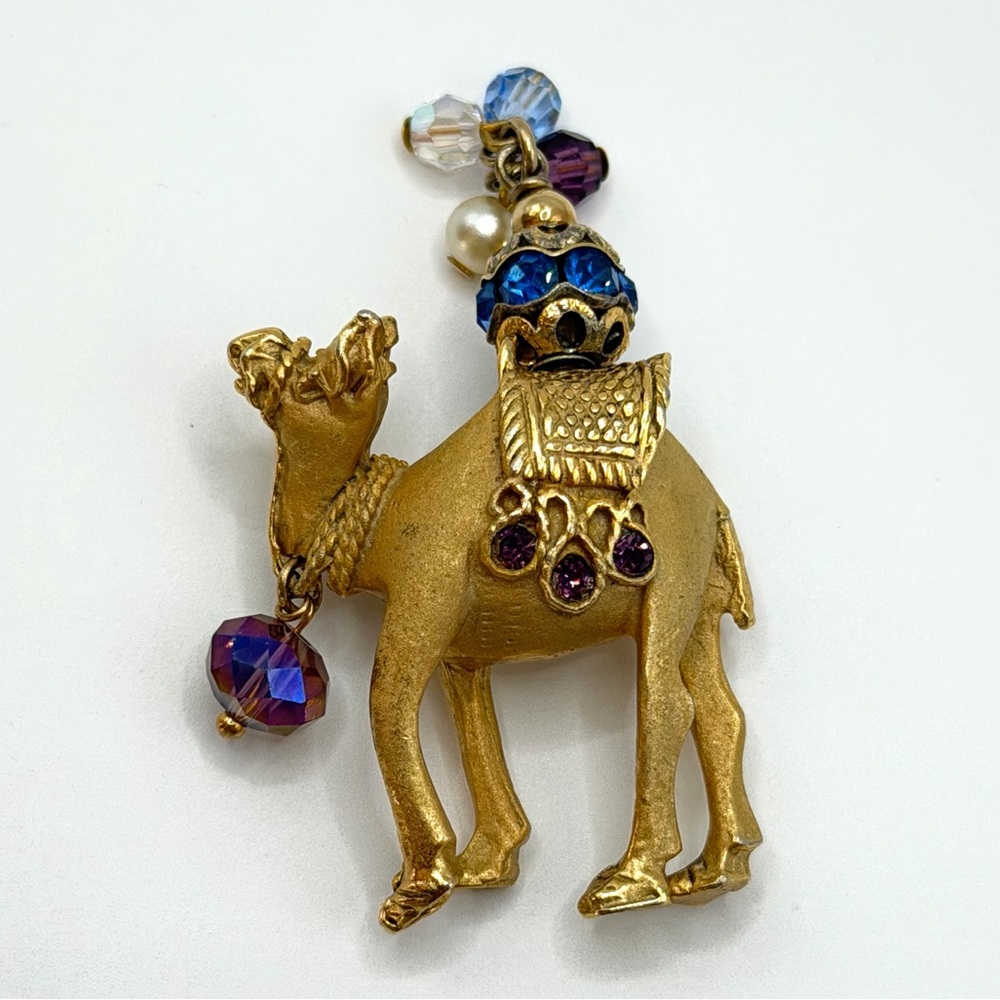 Vintage 1970s Napier Gold Tone Camel Brooch w/ Faux Crystals – Signed